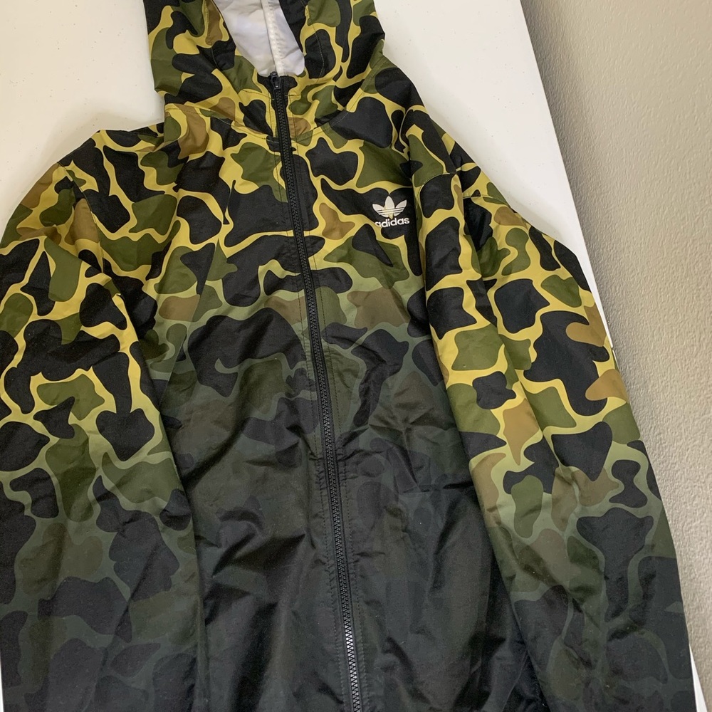 Men’s Adidas Original M Camo Windbreaker Jacket